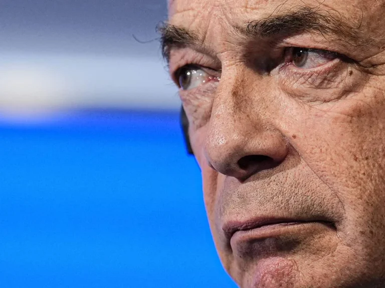 Nigel Farage’s £9m Donor Profits From Putin Propaganda Platform While Holding MoD Stake Nigel Farage, leader of Reform UK, speaks during the Bitcoin 2025 conference